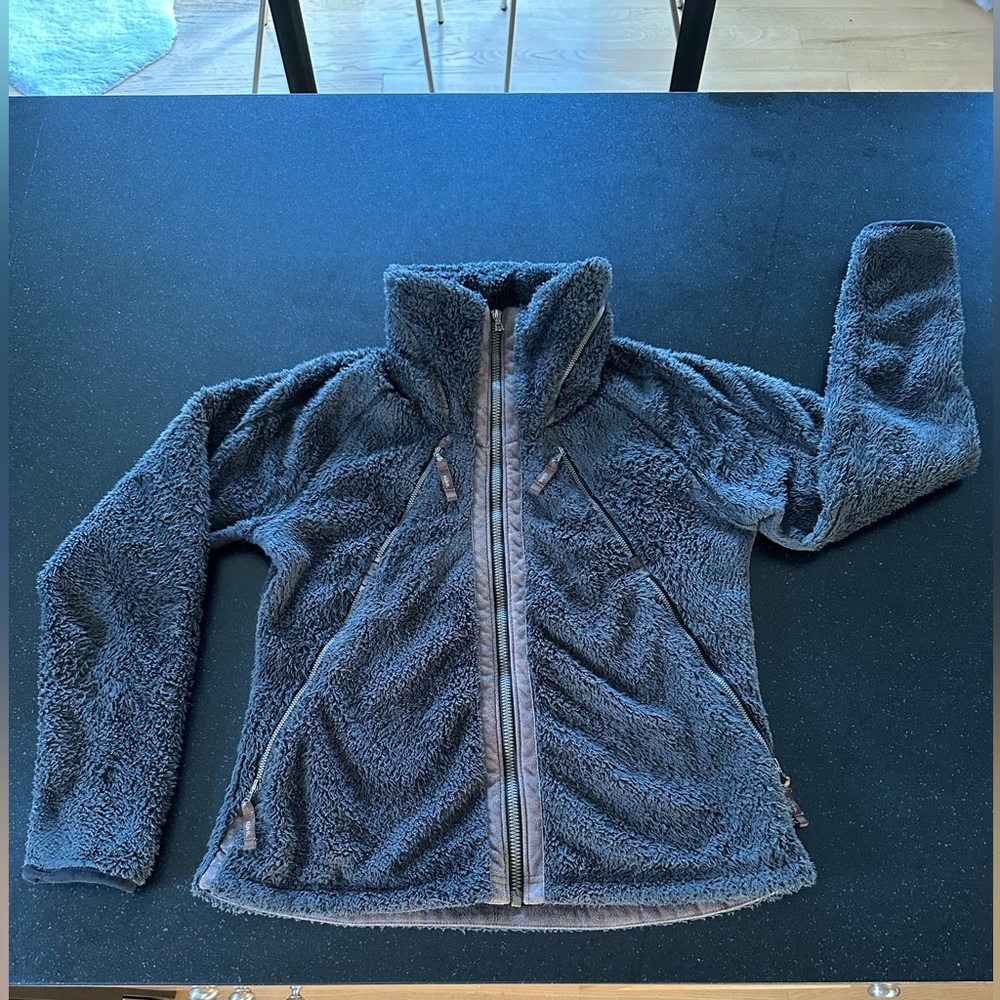 Kühl fuzzy jacket - W’s size large